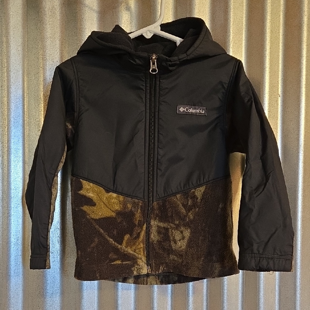 Columbia Black and Tan Hooded Jacket